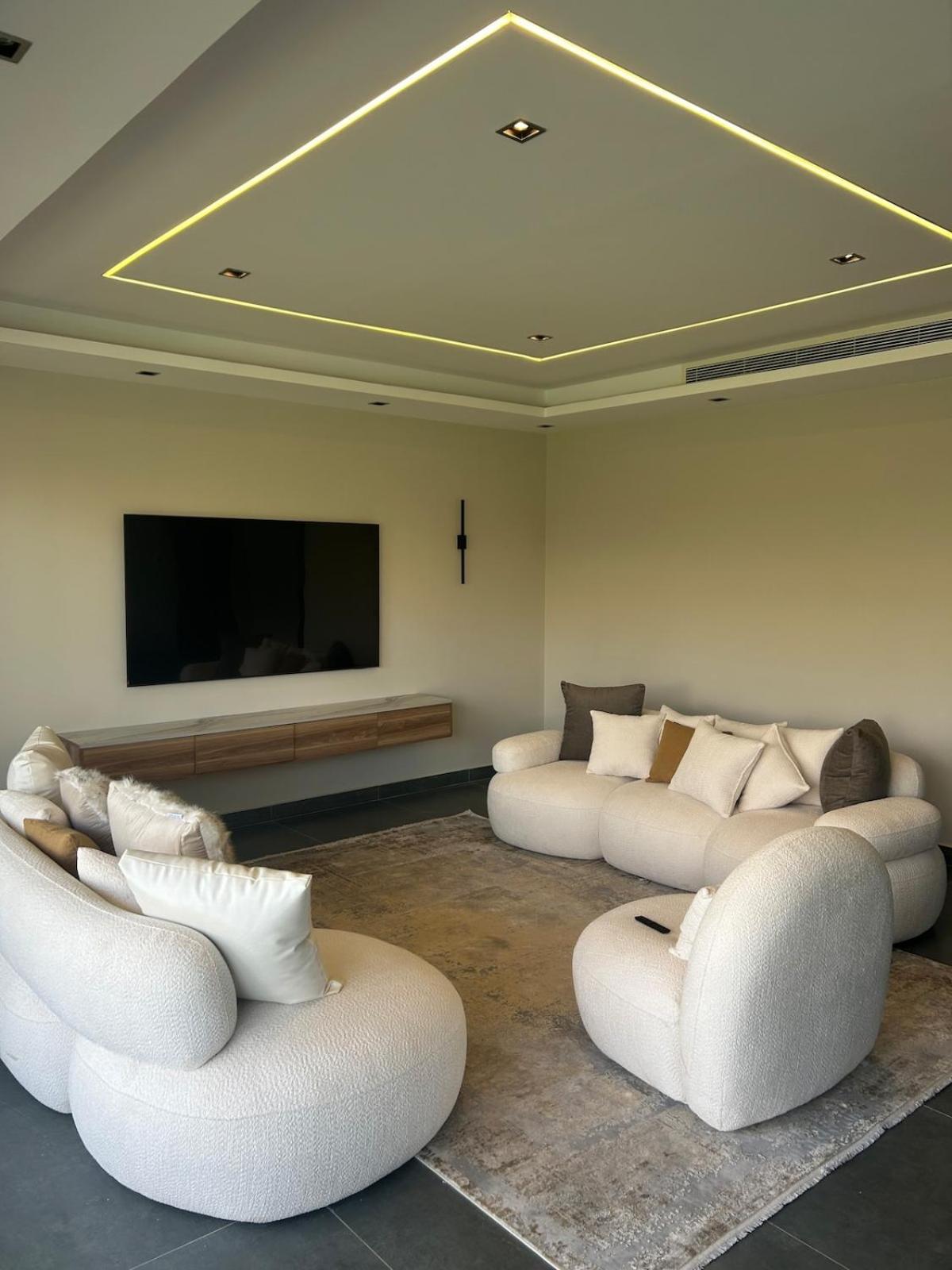 Zen Stunning Views 3br * Cairo