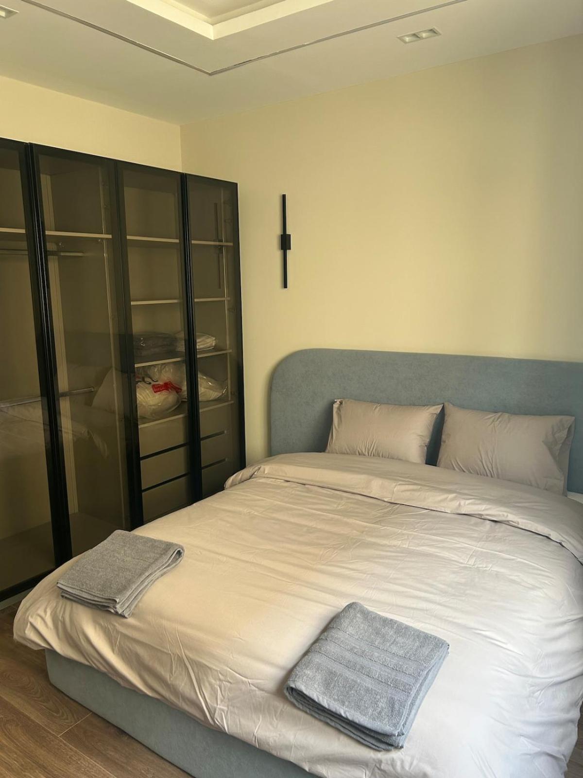 Zen Stunning Views 3br *